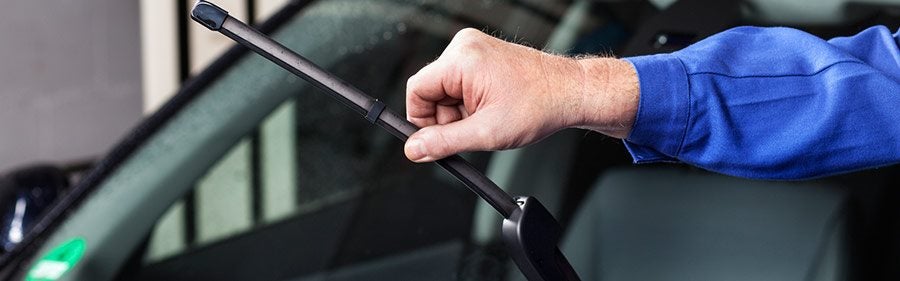 When Is It Time for New Windshield Wipers?